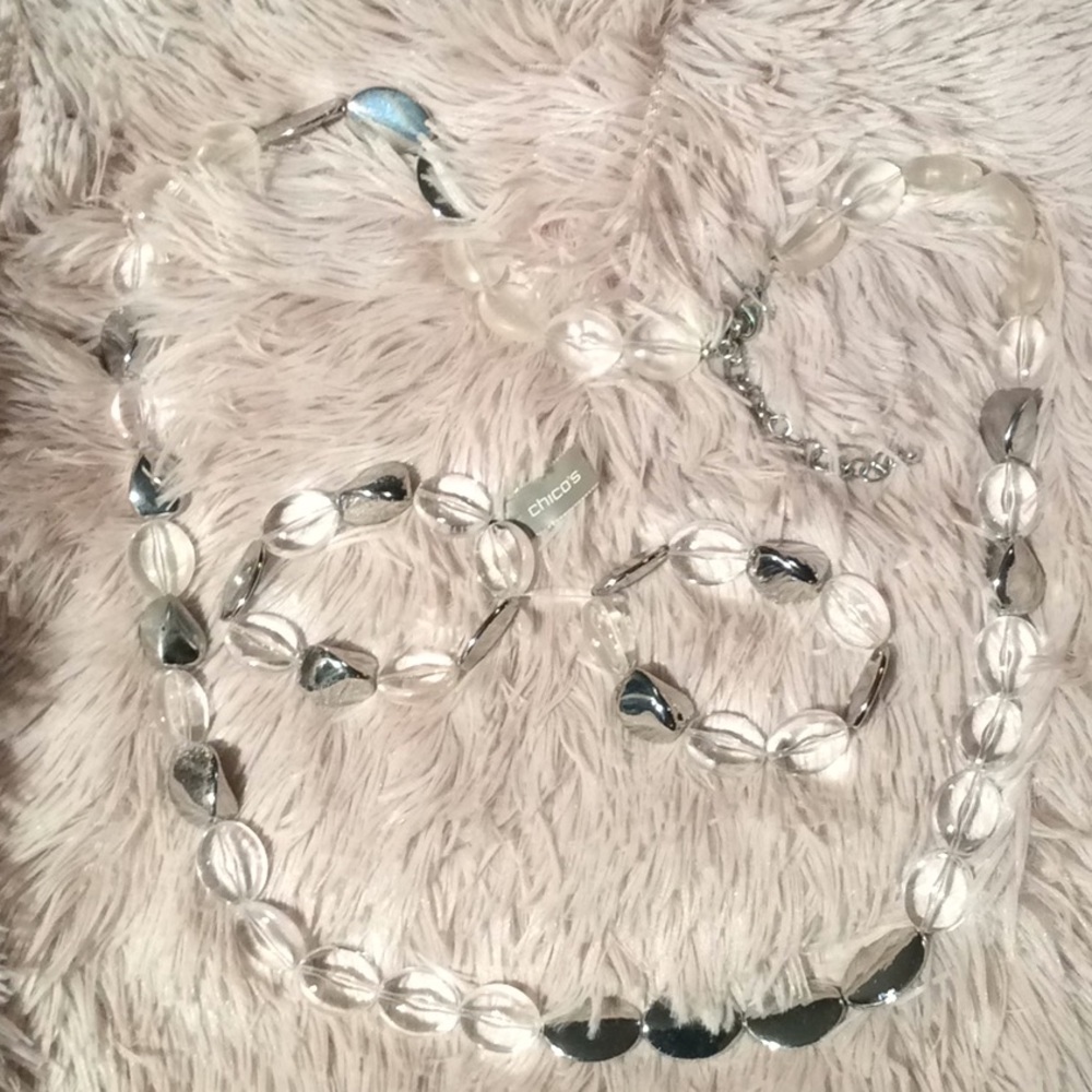 ⛓💛NEW Chico’s Lucy Necklace and Bracelet Set